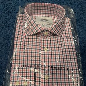 Charles Tyrwhitt Blue & Pink non iron Oxford check cutaway slim fit shirt